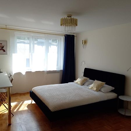 Alexa D'Oro Rooms Краков Экстерьер фото