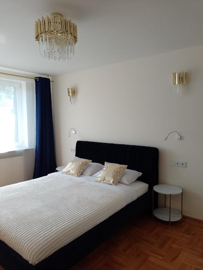 Alexa D'Oro Rooms Краков Экстерьер фото