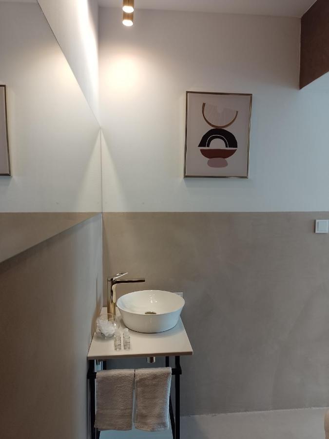 Alexa D'Oro Rooms Краков Экстерьер фото